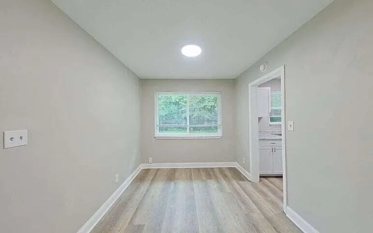 23 Ranger St — Photo 3