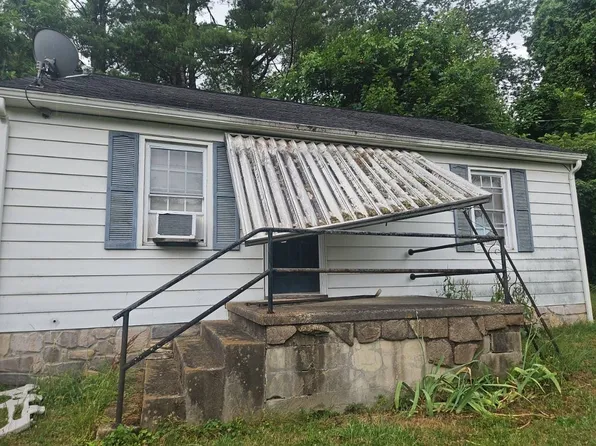 7632 Bent Mountain Rd, Roanoke, VA 24018