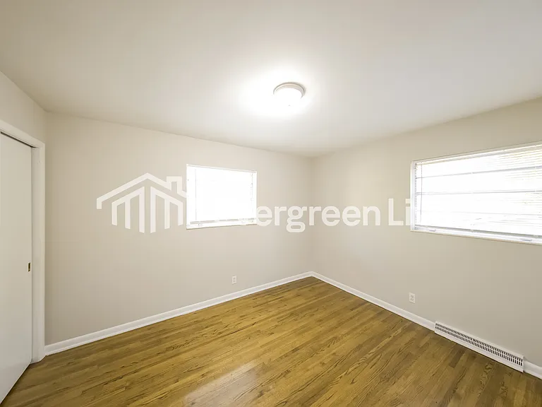 1912 Cottonwood Ave — Photo 4
