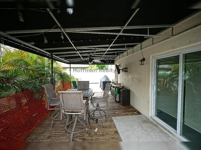 2314 W Saint Sophia St — Photo 22