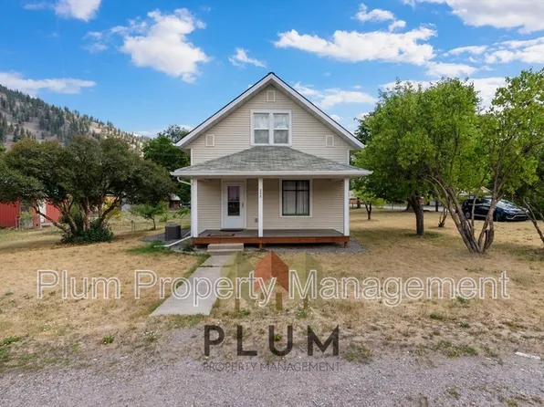 208 Cedar St, Superior, MT 59872