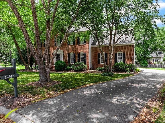 2nd image of 12312 Chadsworth Ct