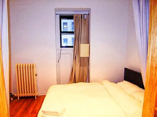 Rented by Friedman Roth Realty | media 29