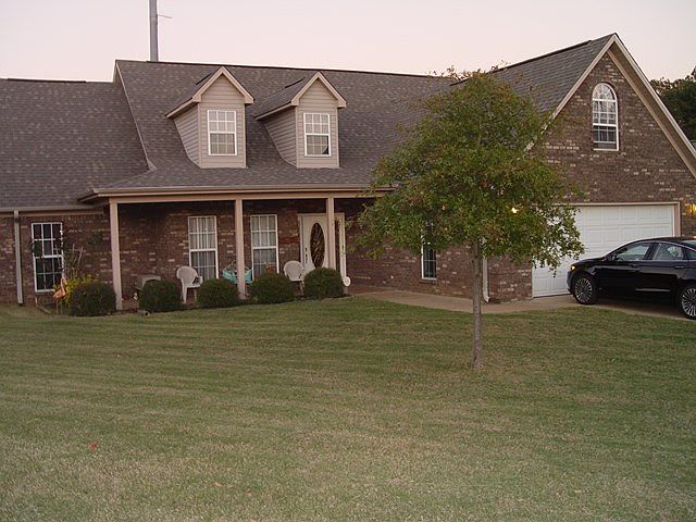 1st image of 101 Garden Terrace Dr