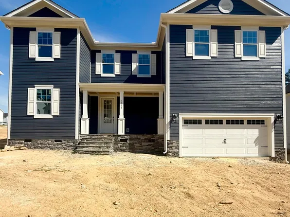 5108 Boylston Dr, Fuquay Varina, NC 27526