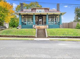 15 W McIntyre Ave, Pittsburgh, PA 15214