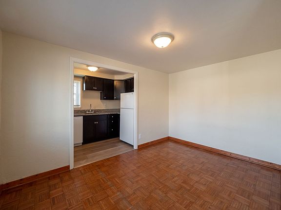 5th image of 25 Lincoln Ave #Linc3