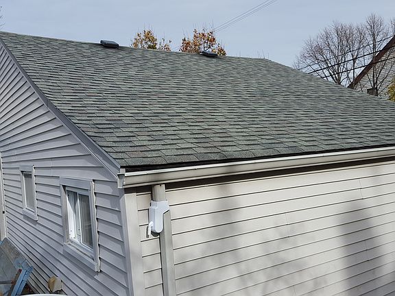 4th image of 21770 Miller Ave