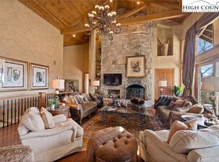 1606 Forest Ridge Dr, Banner Elk, NC 28646