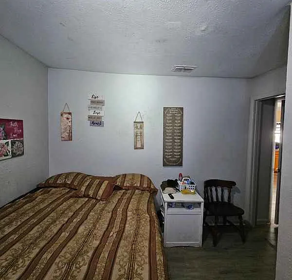 4 Sandy Ln #1 — Photo 16