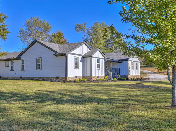 1380 Haley Rd, Watertown, TN 37184