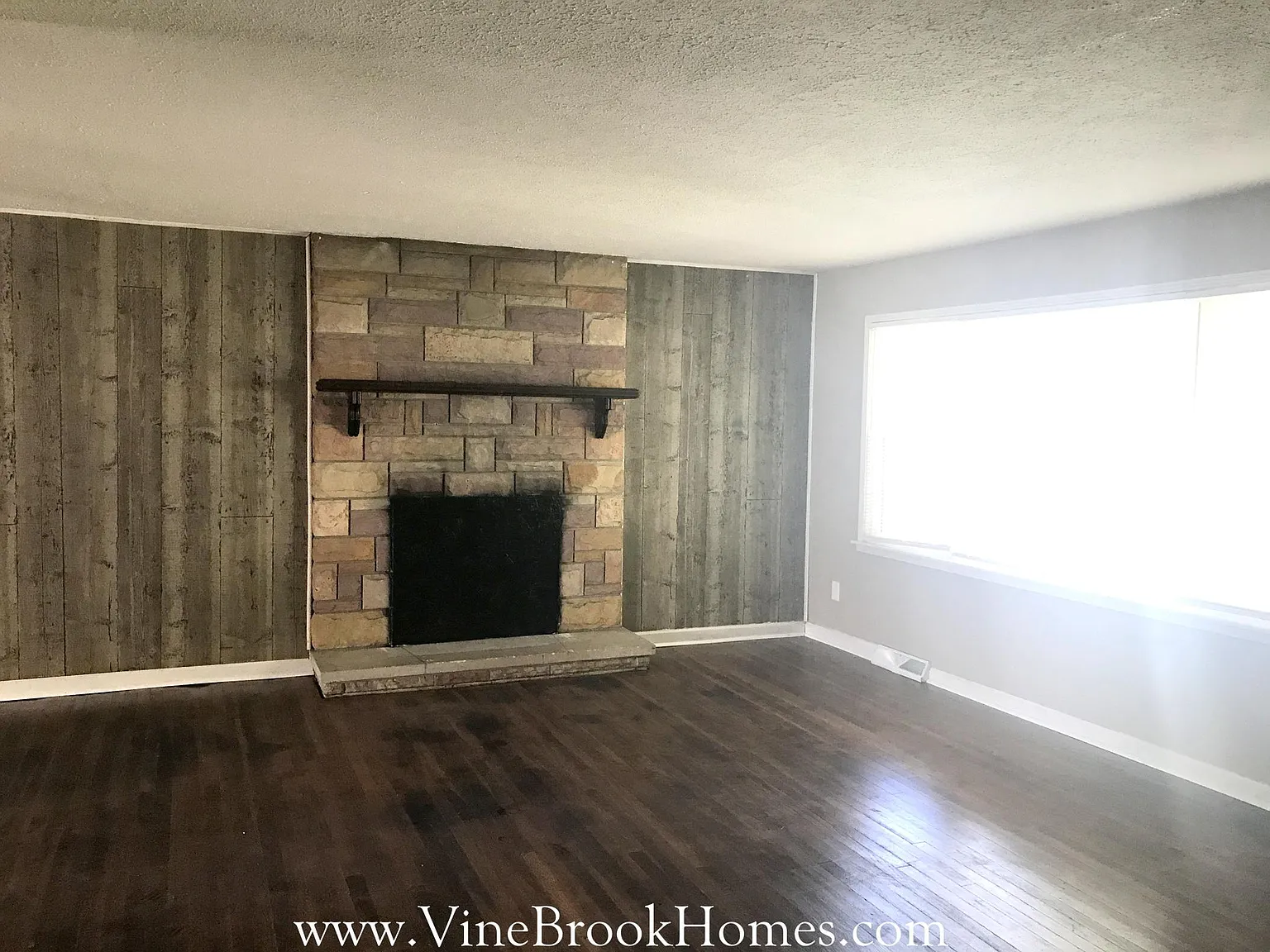 720 Fallview Ave photo 1