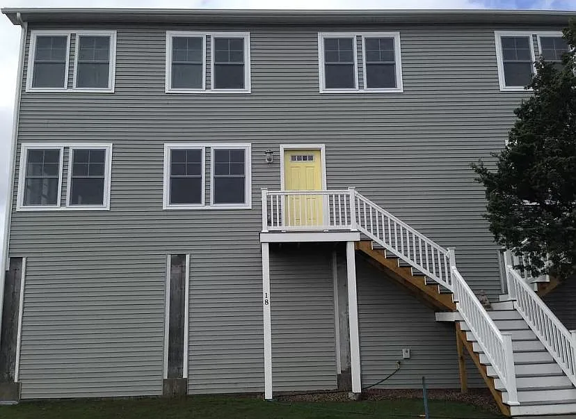 18 Ormerod Ave — Photo 3