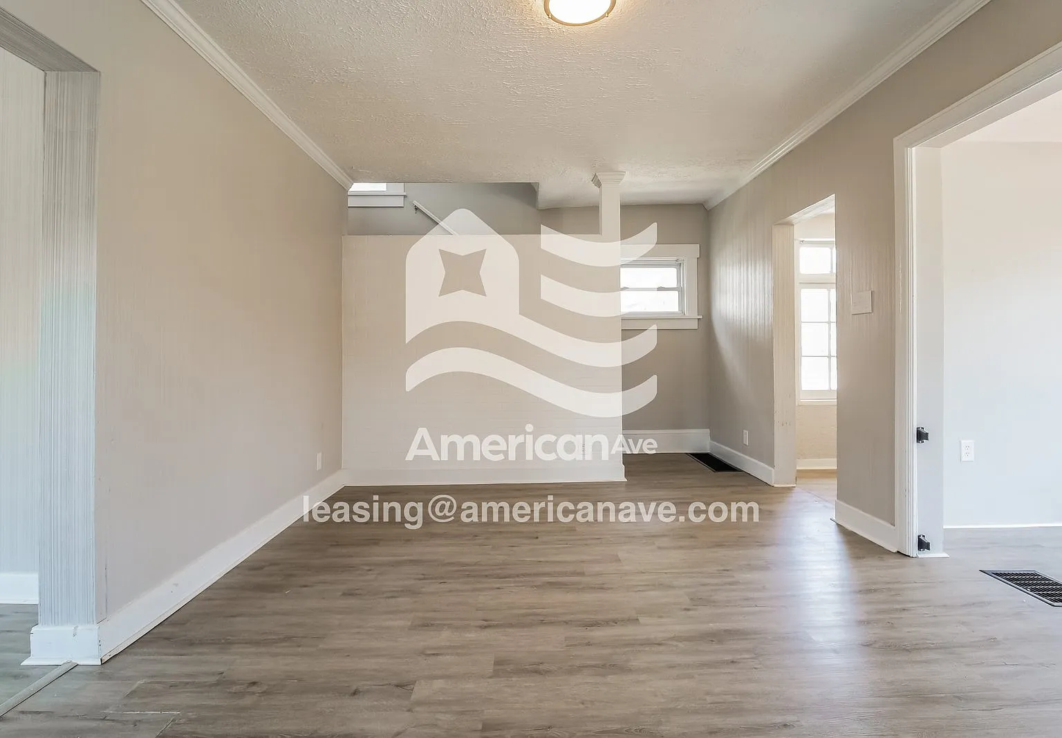 3 bed, 1.0 bath, 1168 sqft, $1,092 — Photo 3