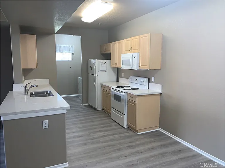 24909 Madison Ave — Photo 3