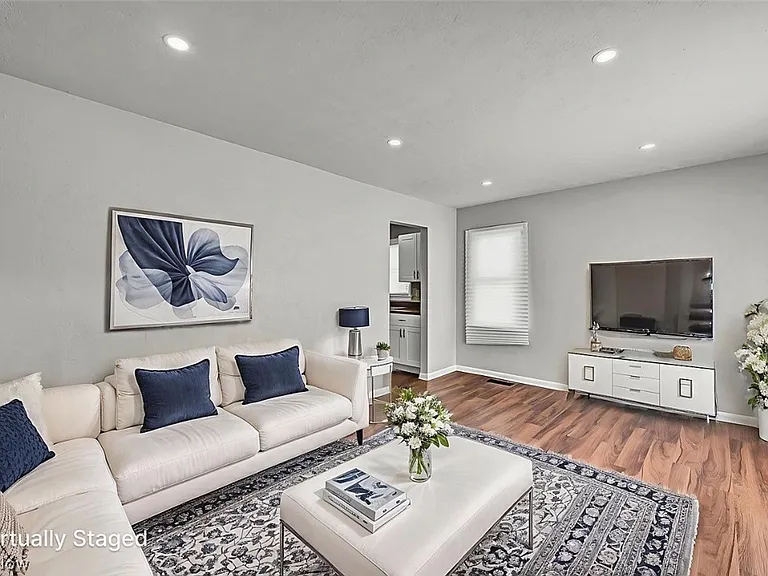 12508 Sobieski Ave — Photo 13