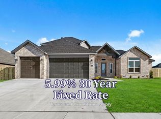 1200 Fierce Ln, Centerton, AR 72719