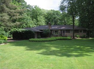 34640 Sherwood Dr, Solon, OH 44139