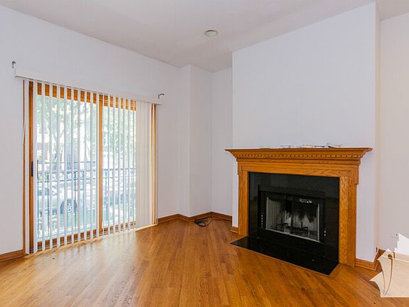 2nd image of 2723 N Wayne Ave #2n