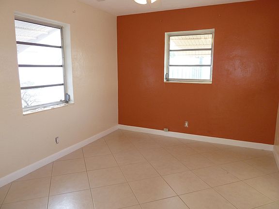5th image of 1454 Polk St