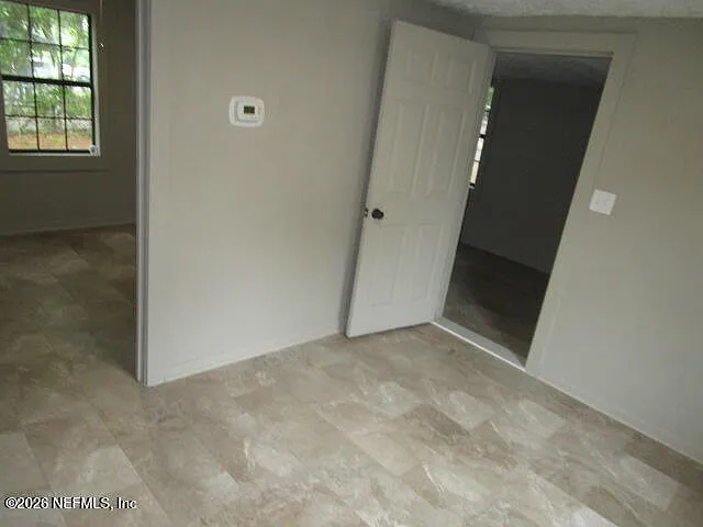9525 Campus Ave — Photo 7