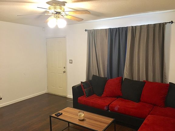 3rd image of 361 Treeland Dr