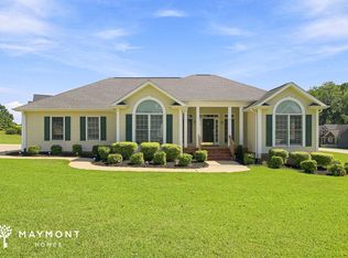2 Capstone Ct, Simpsonville, SC 29681