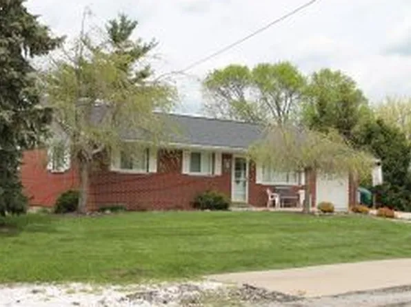 5892 Alberta Dr, Aurora, IN 47001