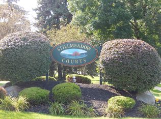 22 Spring Hl, Fairport, NY 14450