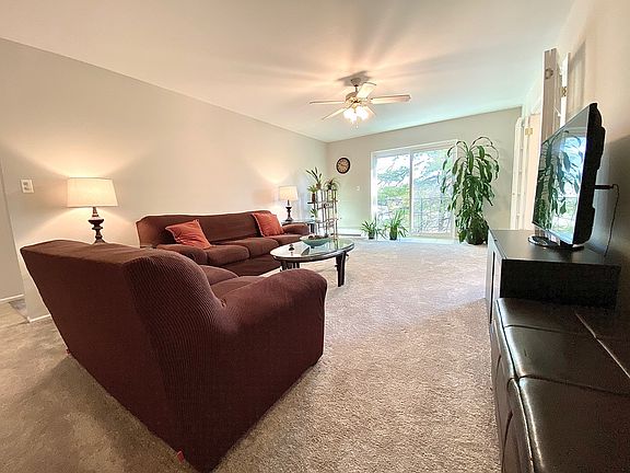 2nd image of 715 E Falcon Dr Unit 207
