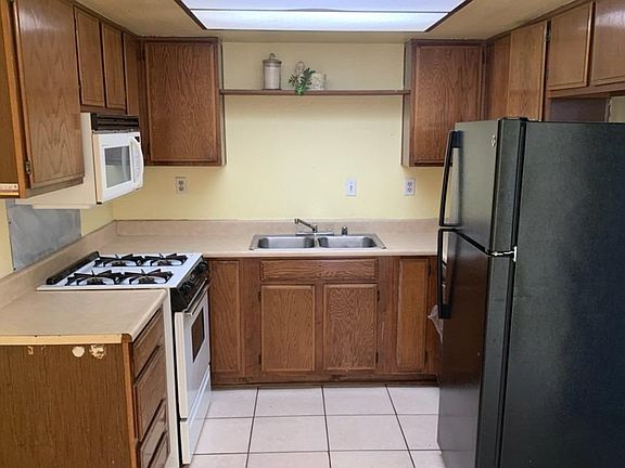 2nd image of 16465 Green Tree Blvd APT 38