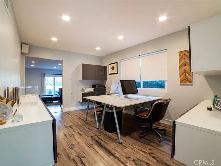 1530 Marine Ave — Photo 15