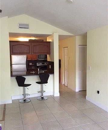 4th image of 3407 Winkler Ave Ext APT 314