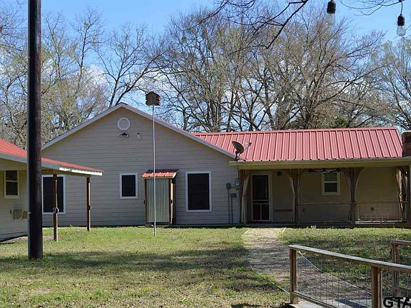 4th image of 815 Private Road 2305