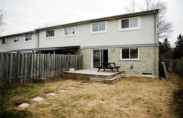 10 Juliana Sq — Photo 19