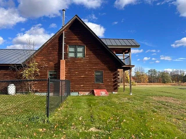 2 bed, 3.0 bath, 2309 sqft, $2,600 — Photo 3