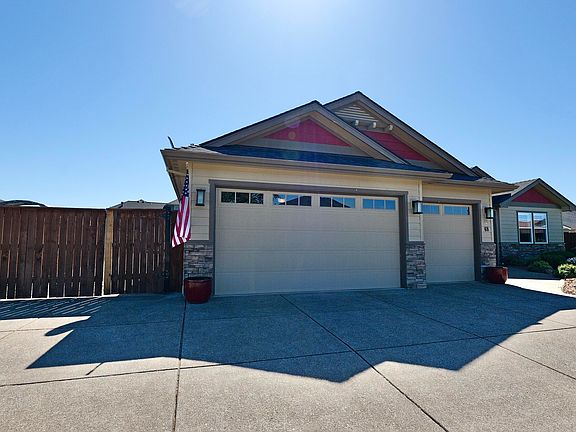 4th image of 68 Woodlands Dr