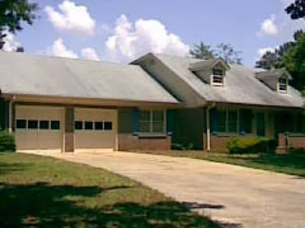 115 Dogwood Dr, Fayetteville, GA 30214