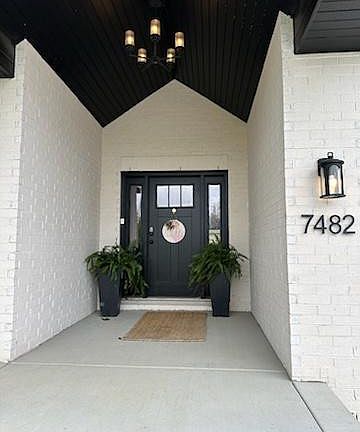 5th image of 7482 Mayfield Dr