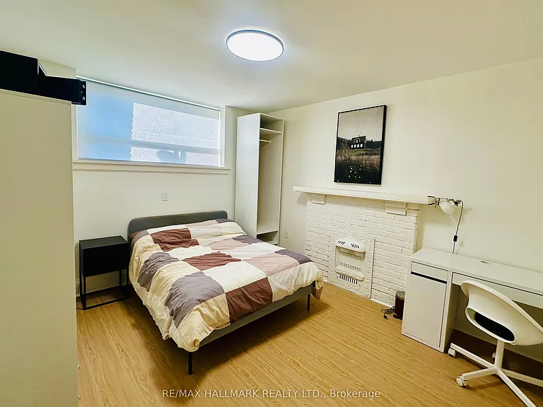 597 Saint Clair Ave W #7 — Photo 3