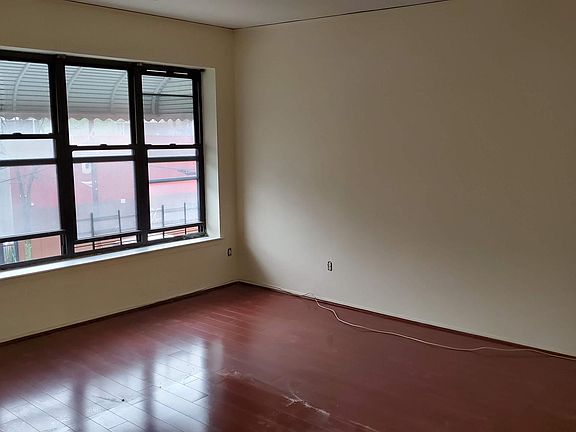 4th image of 1973 Mapes Ave Floor 2