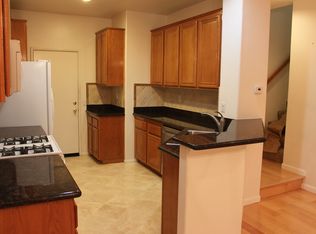 1345 Ashton Park Ln, Thousand Oaks, CA 91320