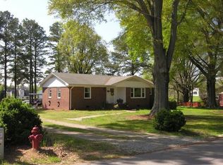426 Cooke St, Apex, NC 27502