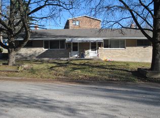 2 Cunningham Ct, Saint Charles, MO 63301