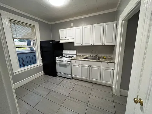 40-68 Hollis St Photo 1