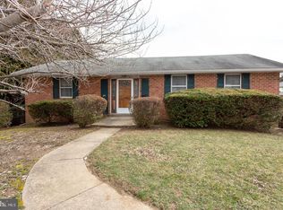 301 Foulke Ln, Springfield, PA 19064