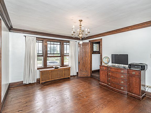5th image of 1404 Campbell Ave