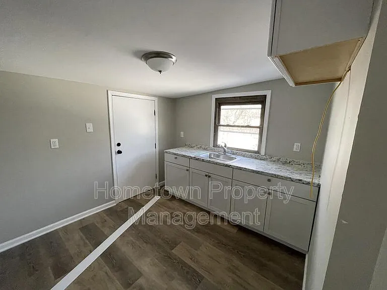 663 E Market St #665-4 — Photo 7