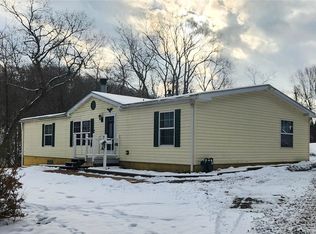19 Grubbs Rd, Cheswick, PA 15024