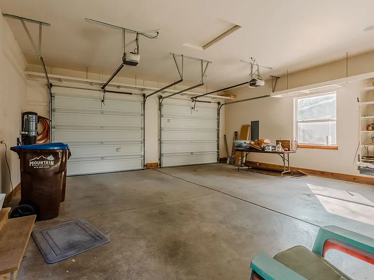 1311 Westridge Ct — Photo 41